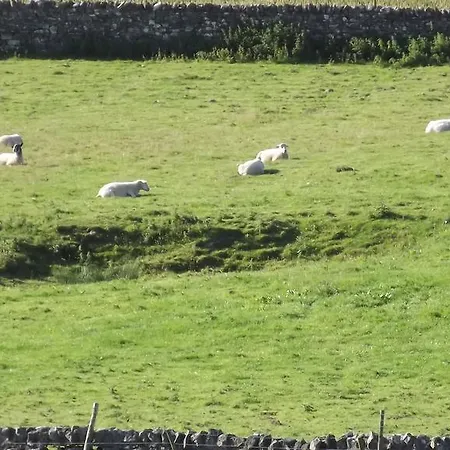 Curlew Barn 3*