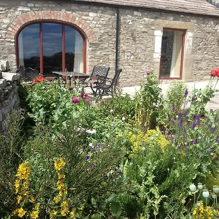 Panzió Curlew Barn 3*
