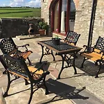 Curlew Barn 3*